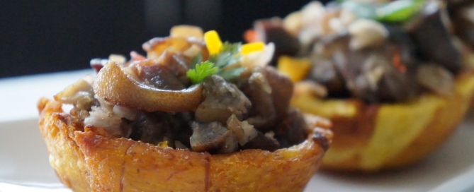 Asun - meat - oundo - akure - recipe - plantain - bowl - 9jafoodie