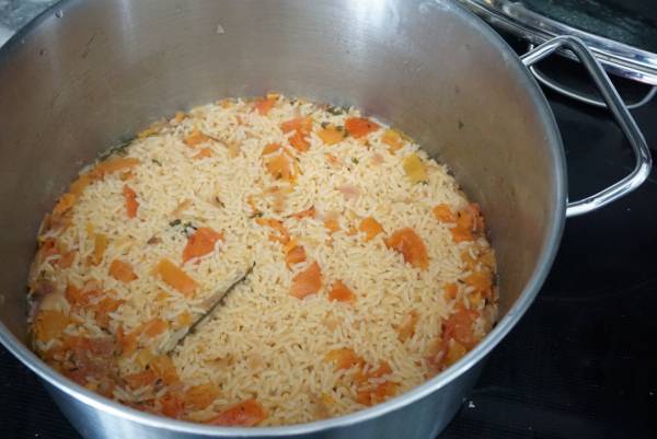 Nigerian coconut rice recipe in a pot 